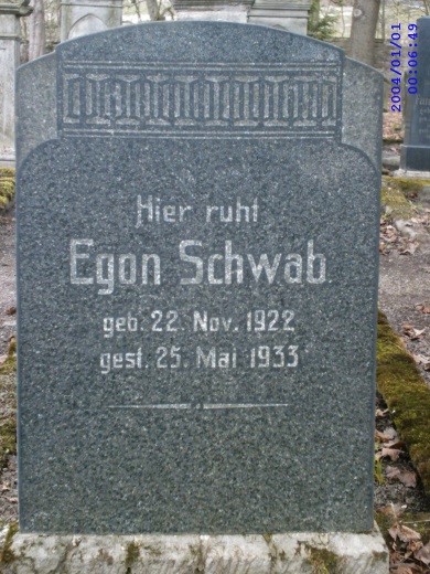 Grabstein Egon Schwab (Sammlung Kerstin Möhring)